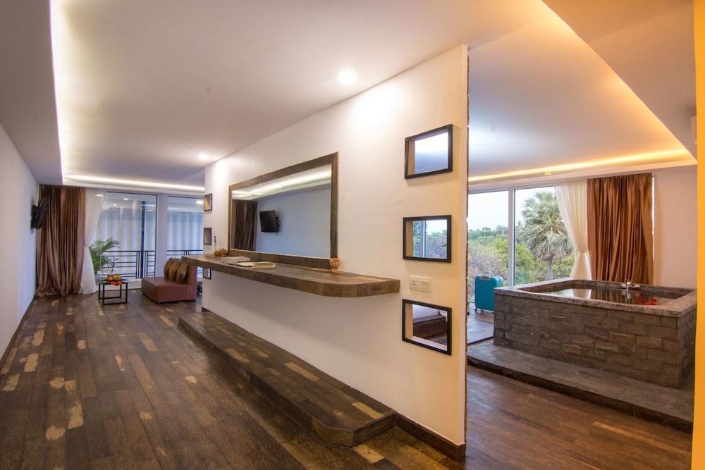 Elysium Suite Ciudad de Siem Riep Exterior foto