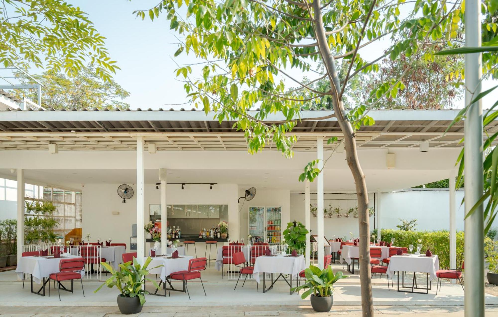 Elysium Suite Ciudad de Siem Riep Exterior foto