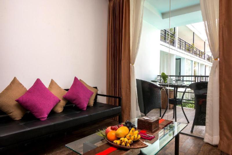 Elysium Suite Ciudad de Siem Riep Exterior foto